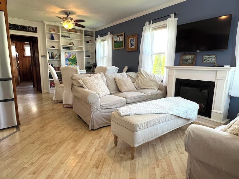 South Kingstown, Rhode Island 02879, United States, 3 Bedrooms Bedrooms, ,2 BathroomsBathrooms,Residential,Active,167792