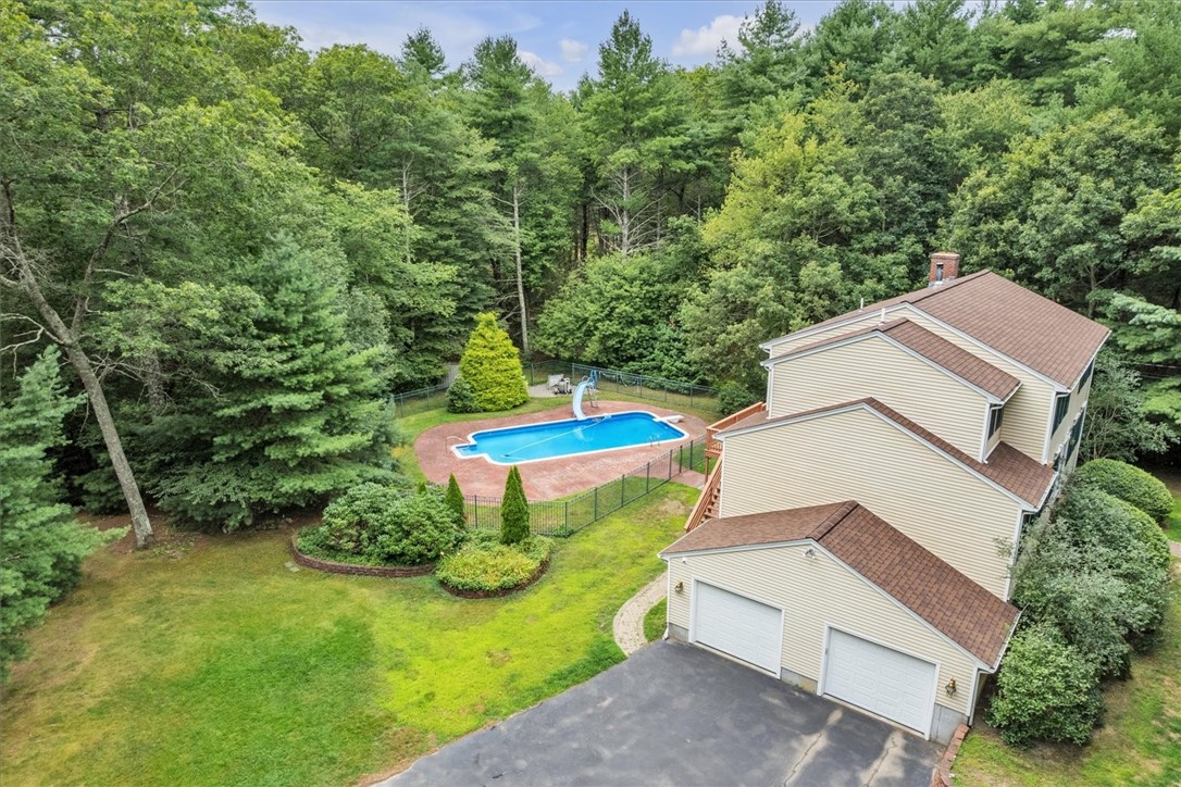 31 Estate Drive