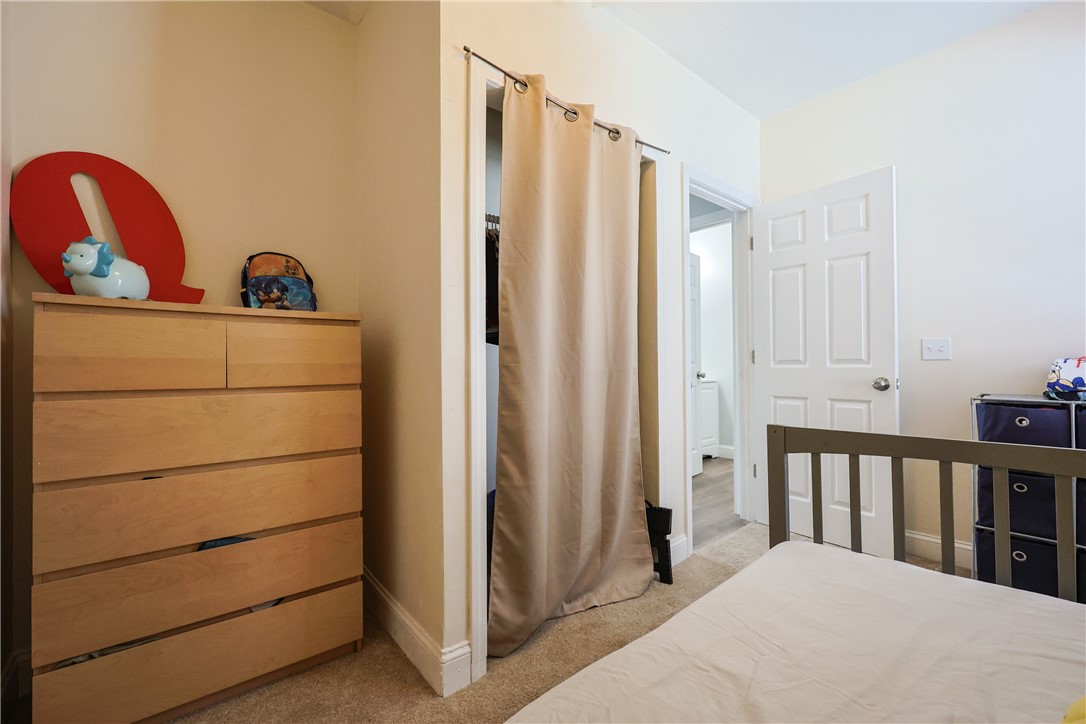 Johnston, Rhode Island 02919, United States, 4 Bedrooms Bedrooms, ,2 BathroomsBathrooms,Residential,Active,185026