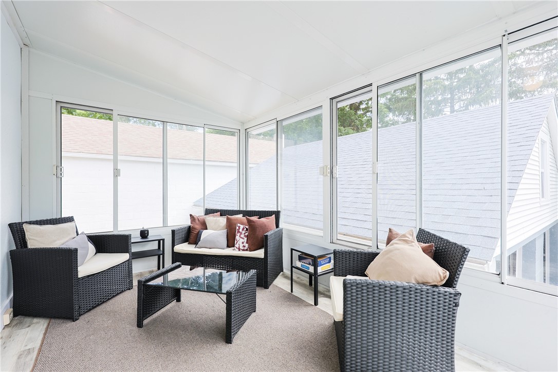 Johnston, Rhode Island 02919, United States, 4 Bedrooms Bedrooms, ,2 BathroomsBathrooms,Residential,Active,185026