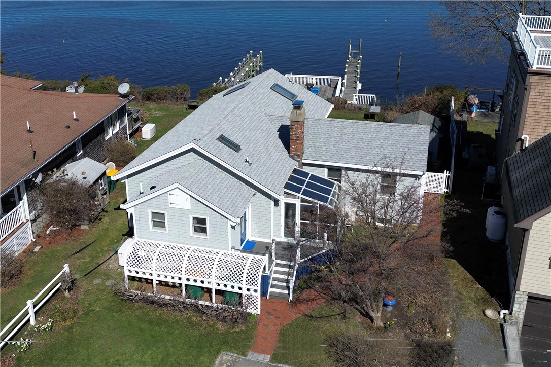 31 Narragansett Boulevard