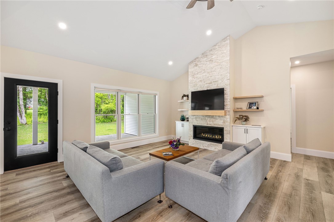 1332 South Road