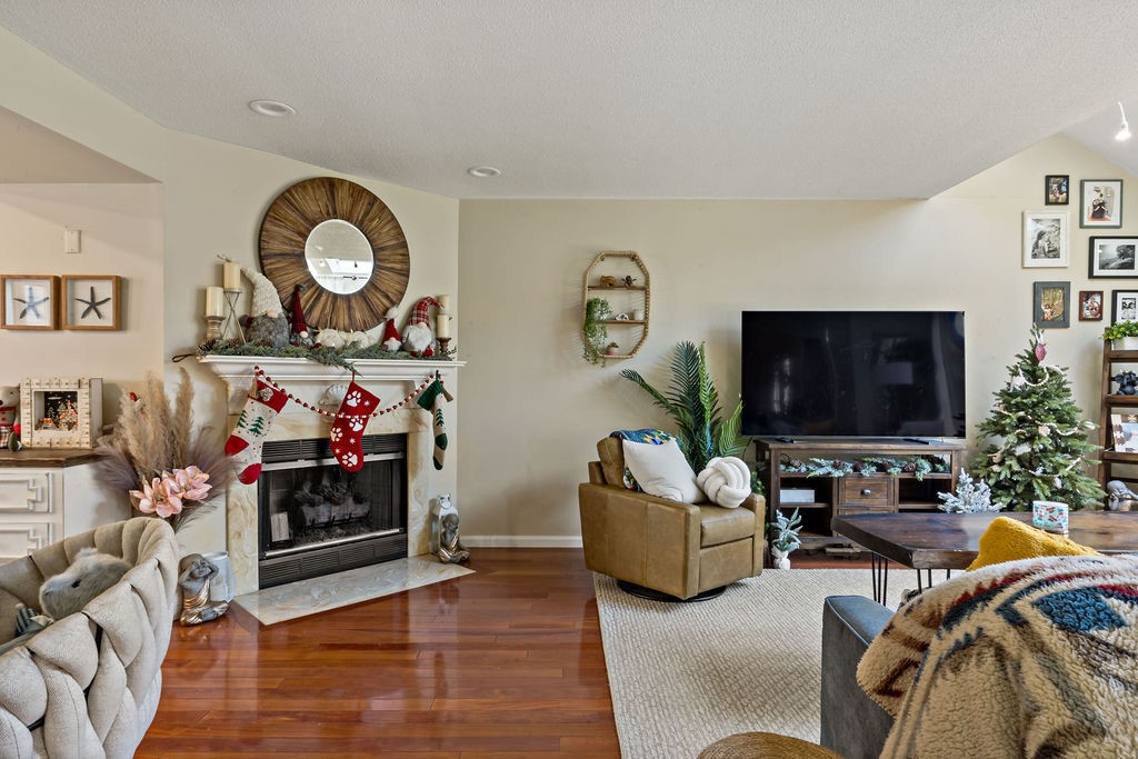 127 Oceanwoods Drive