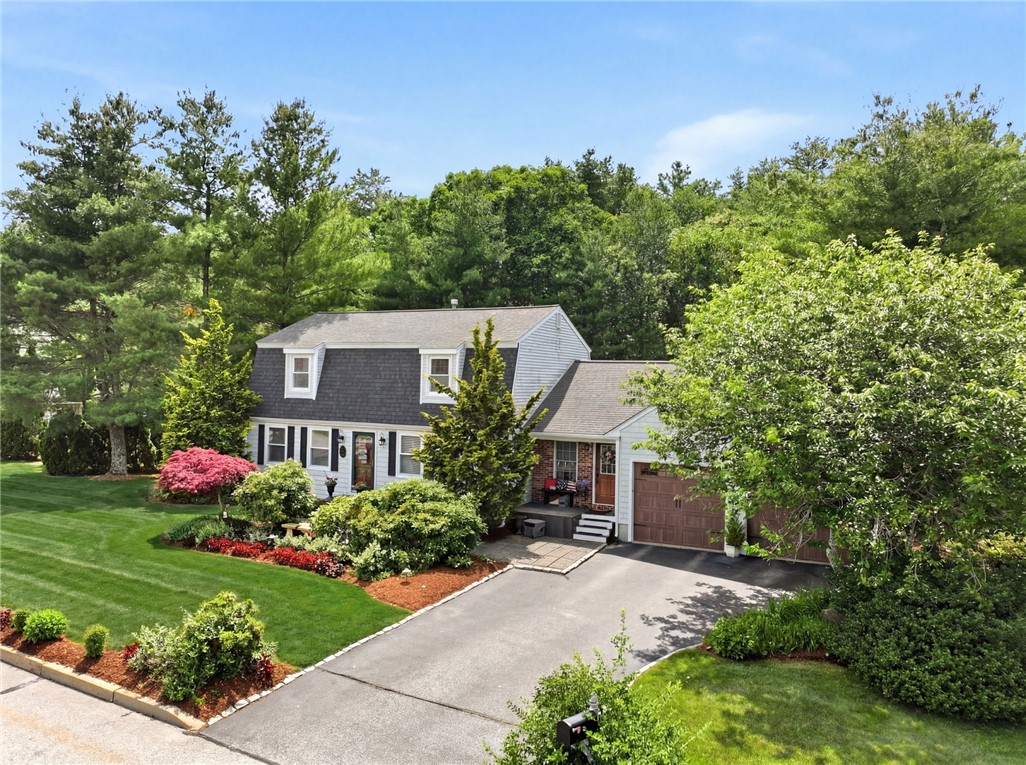 8 Pineridge Drive