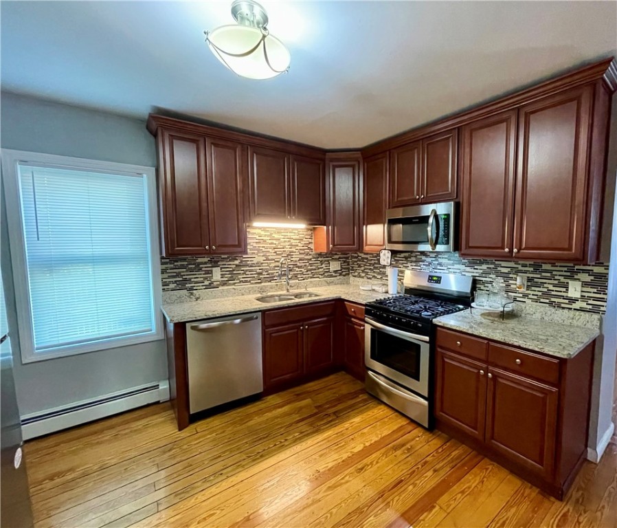 86 Edgemere Avenue