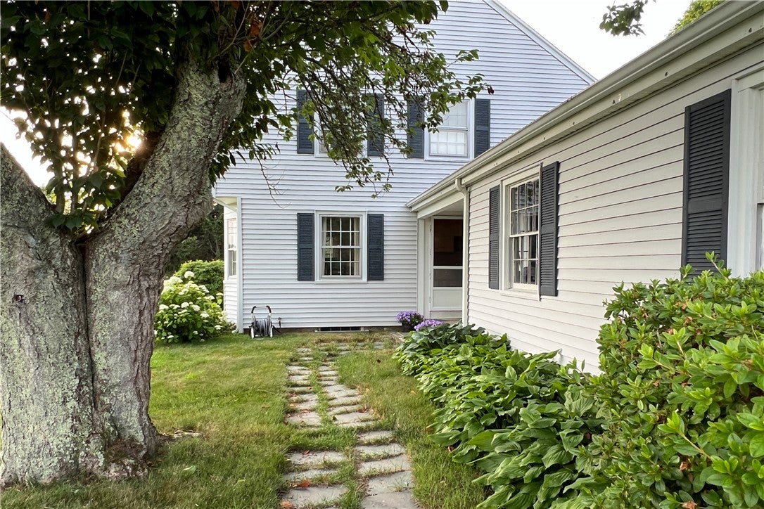 9 South Drive