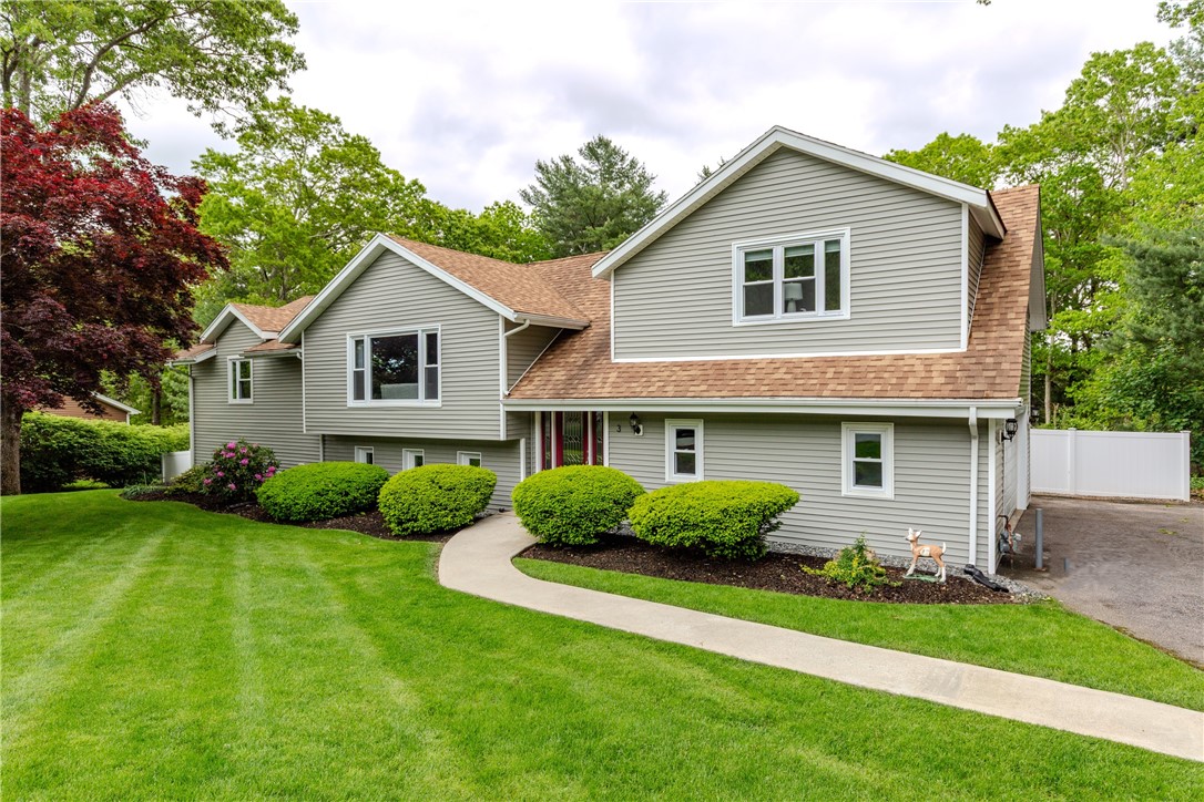 3 Blue Spruce Drive