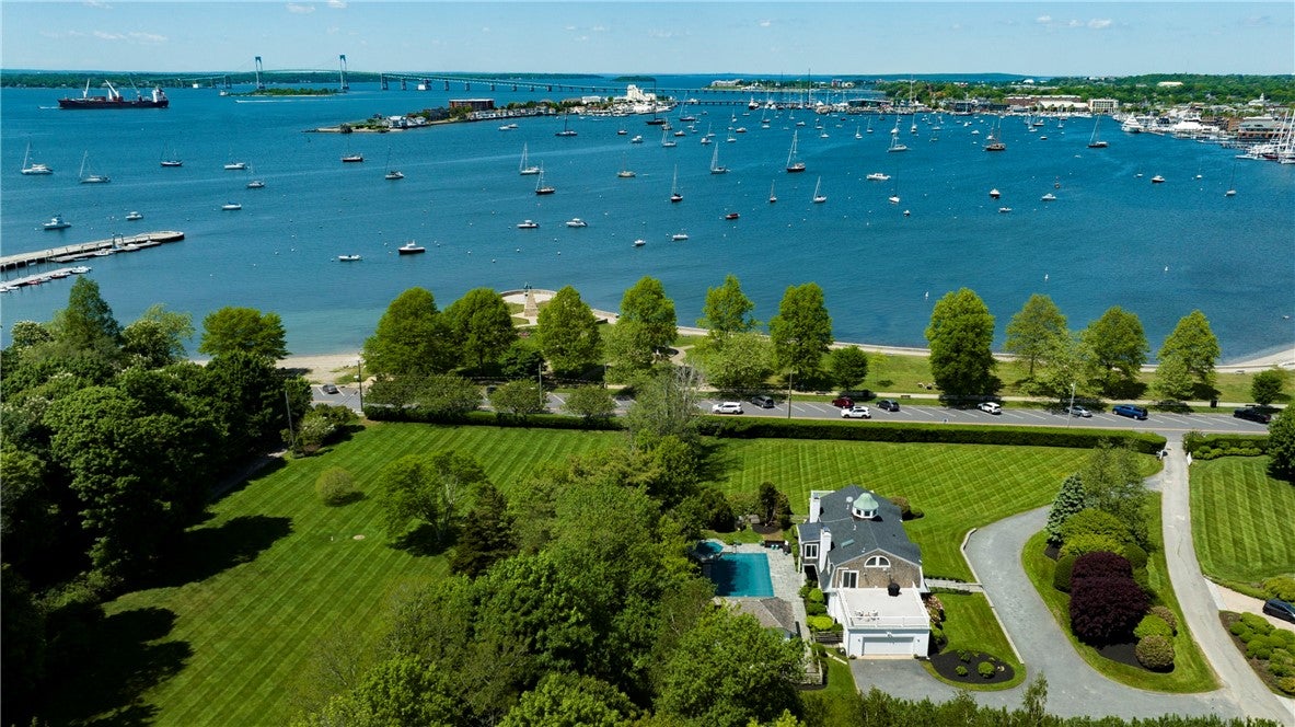1 Harborview Drive