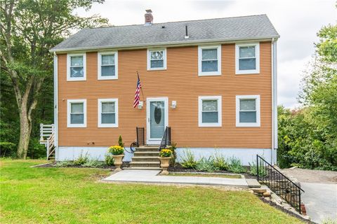 Single Family Residence in North Smithfield RI 1863 Providence Pike.jpg