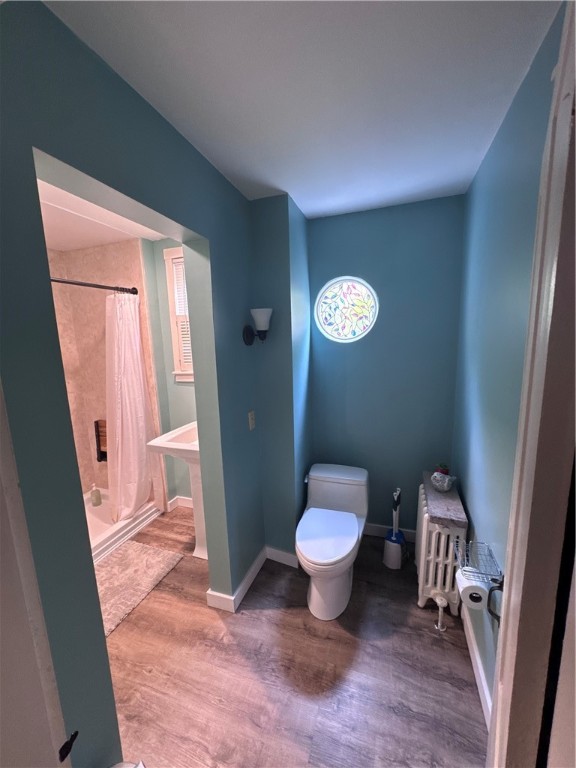 Newport, Rhode Island 02840, United States, 2 Bedrooms Bedrooms, ,1 BathroomBathrooms,Residential,Active,185866