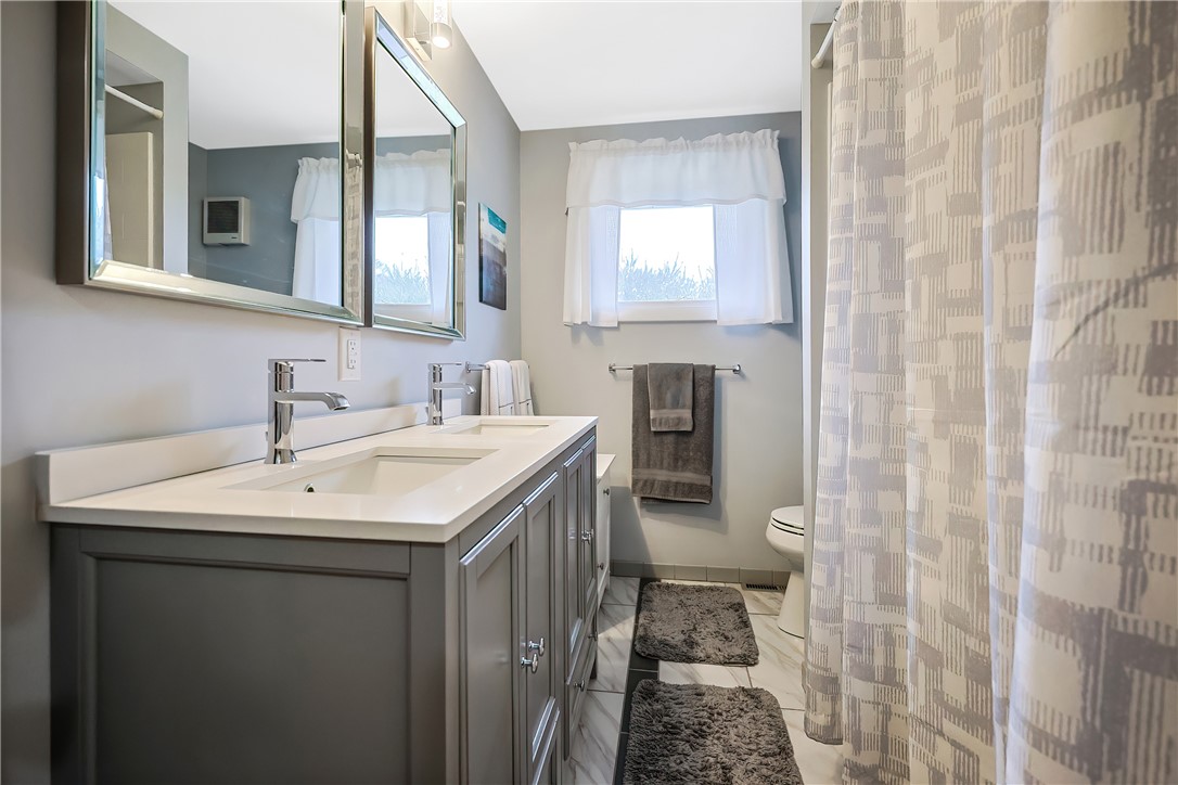 Woonsocket, Rhode Island 02895, United States, 3 Bedrooms Bedrooms, ,1 BathroomBathrooms,Residential,Pending,100911