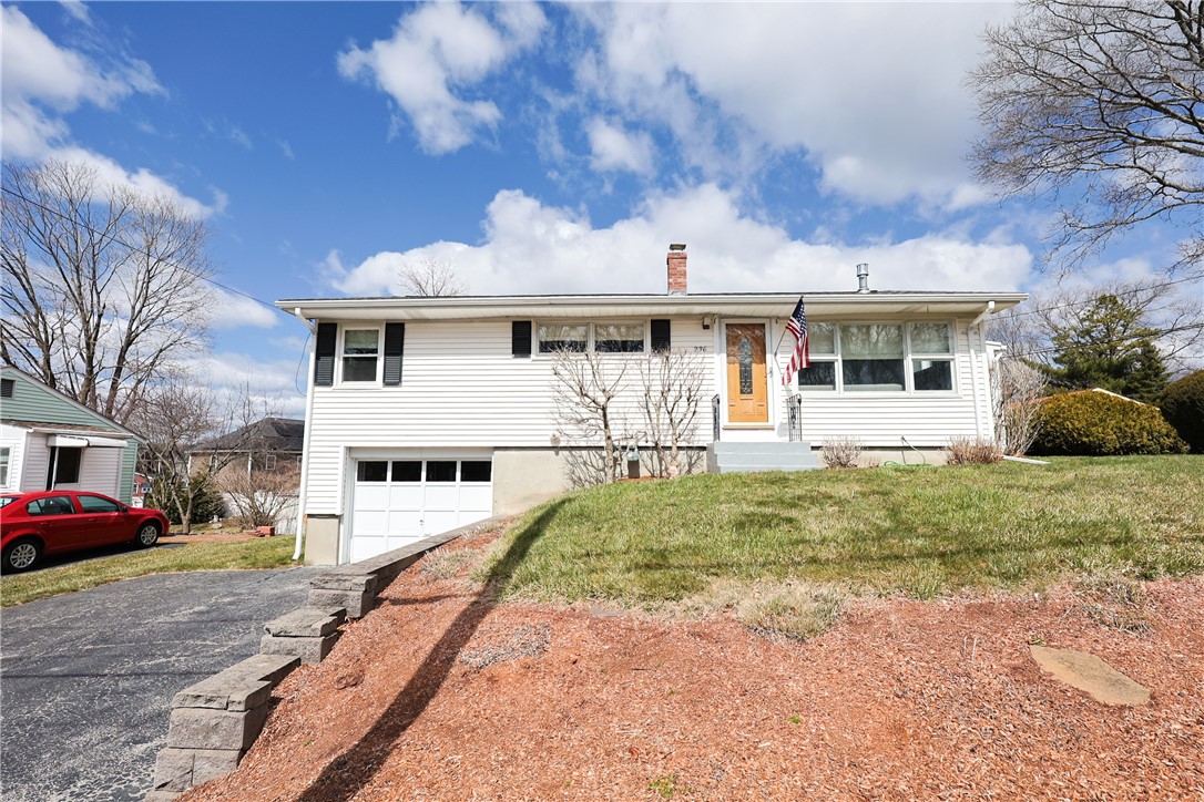 Woonsocket, Rhode Island 02895, United States, 3 Bedrooms Bedrooms, ,1 BathroomBathrooms,Residential,Pending,100911