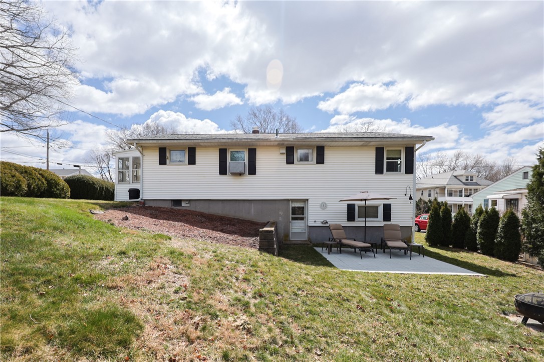 Woonsocket, Rhode Island 02895, United States, 3 Bedrooms Bedrooms, ,1 BathroomBathrooms,Residential,Pending,100911