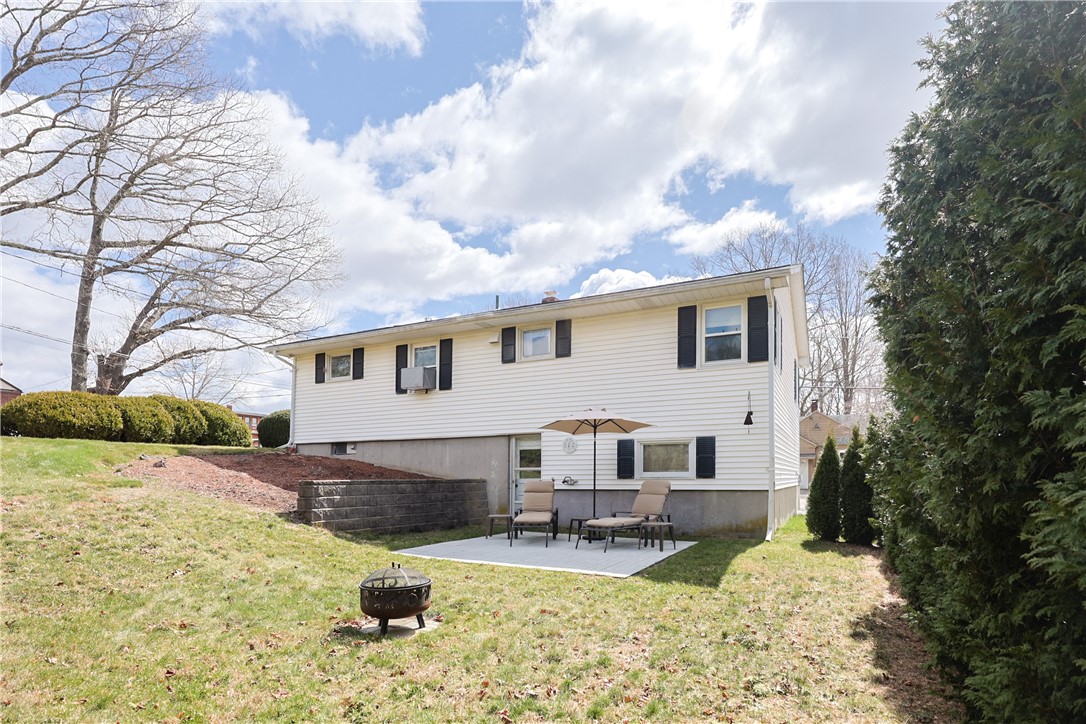 Woonsocket, Rhode Island 02895, United States, 3 Bedrooms Bedrooms, ,1 BathroomBathrooms,Residential,Pending,100911