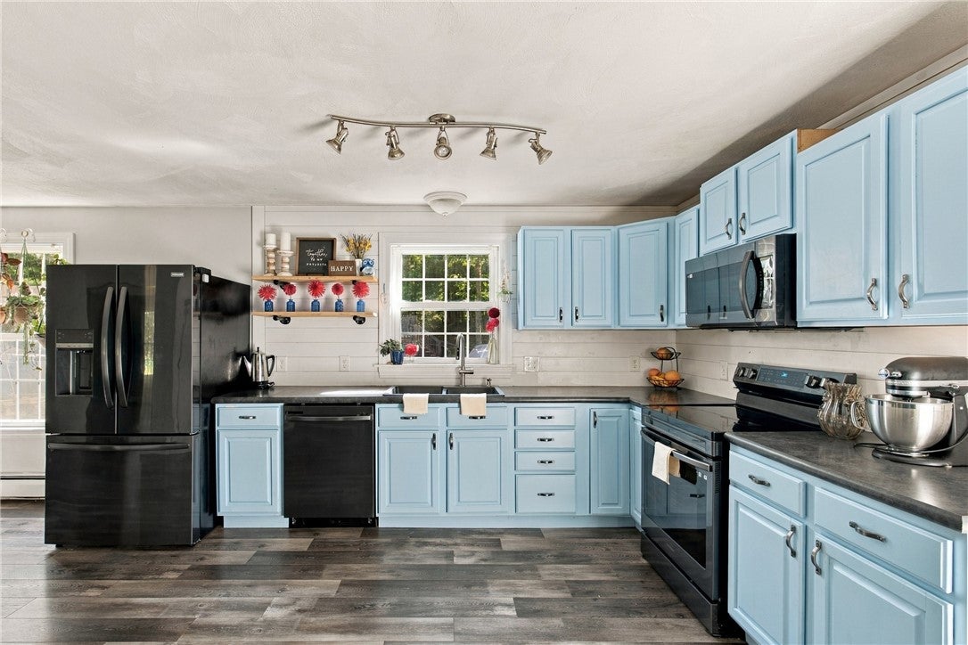 253 Old Coach Road