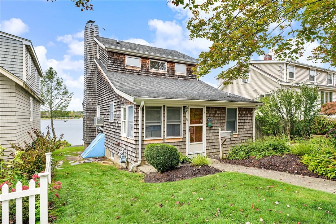 11 Riverview Drive
