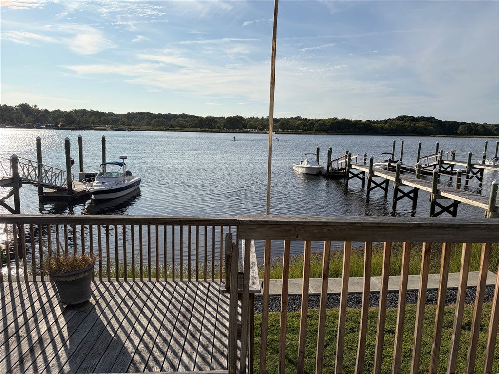 11 Riverview Drive