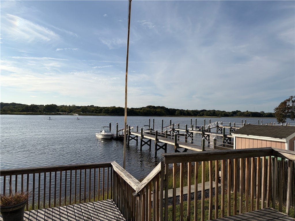 11 Riverview Drive