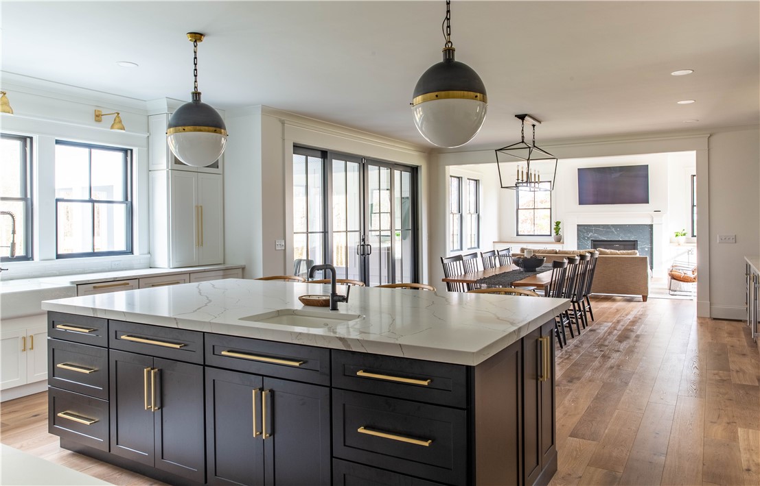 East Greenwich, Rhode Island, 02818, United States, ,3 BathroomsBathrooms,Residential,Active,1718901