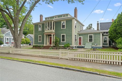 33 Liberty Street Warren RI 02885