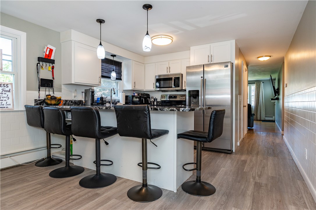 Cranston, Rhode Island 02920, United States, 3 Bedrooms Bedrooms, ,1 BathroomBathrooms,Residential,Active,178220