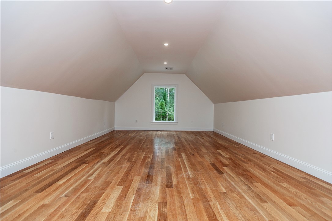 Warwick, Rhode Island 02818, United States, 4 Bedrooms Bedrooms, ,3 BathroomsBathrooms,Residential,Active,206660