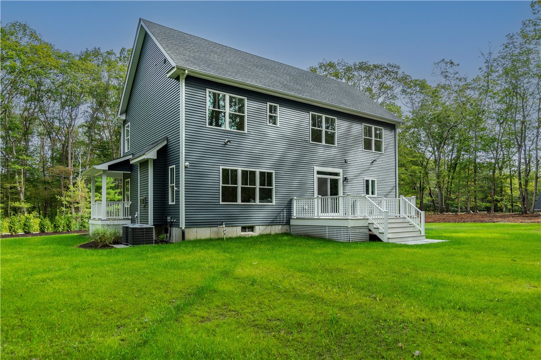 Warwick, Rhode Island 02818, United States, 4 Bedrooms Bedrooms, ,3 BathroomsBathrooms,Residential,Active,206660