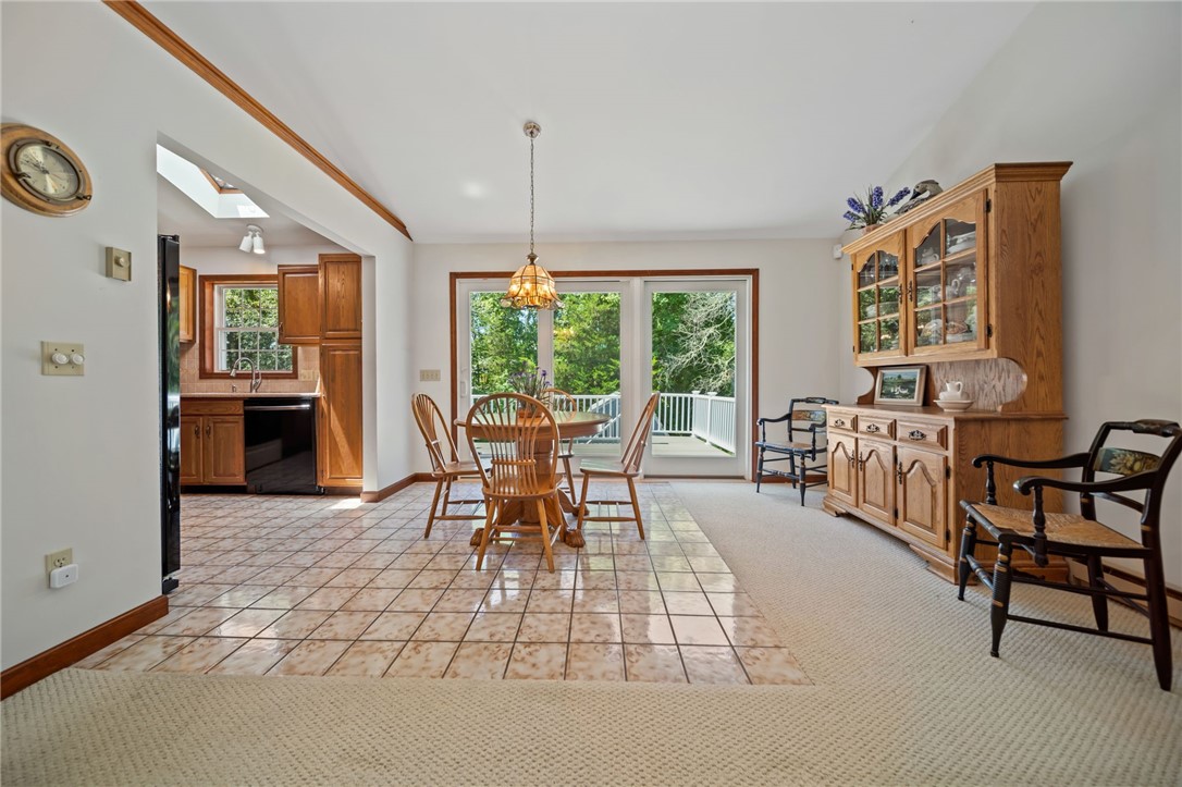 Charlestown, Rhode Island 02813, United States, 3 Bedrooms Bedrooms, ,2 BathroomsBathrooms,Residential,Pending,180689