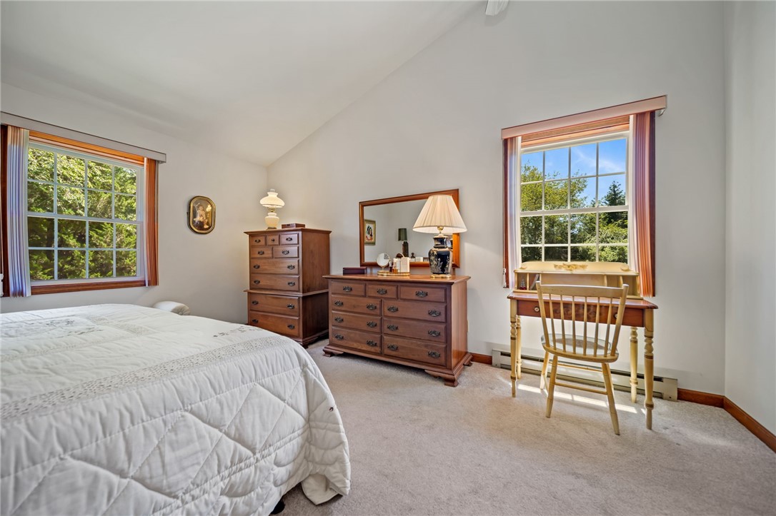 Charlestown, Rhode Island 02813, United States, 3 Bedrooms Bedrooms, ,2 BathroomsBathrooms,Residential,Pending,180689