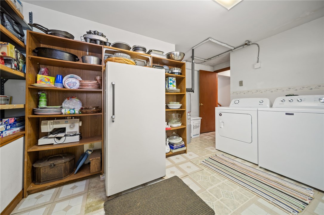 Charlestown, Rhode Island 02813, United States, 3 Bedrooms Bedrooms, ,2 BathroomsBathrooms,Residential,Pending,180689