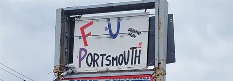 1074 East Main Road Portsmouth RI 02871