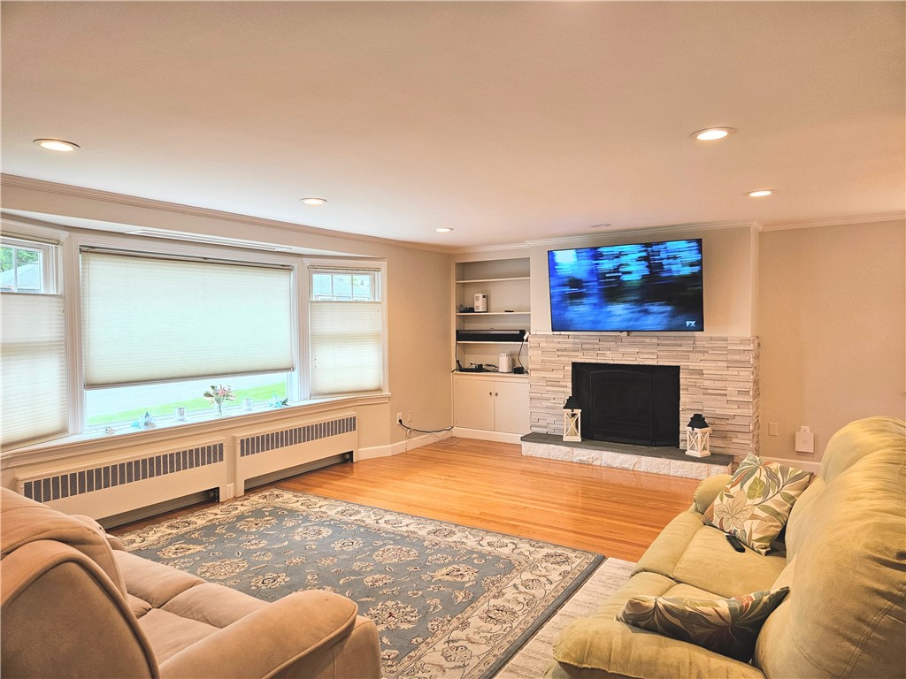 11 Falmouth Road