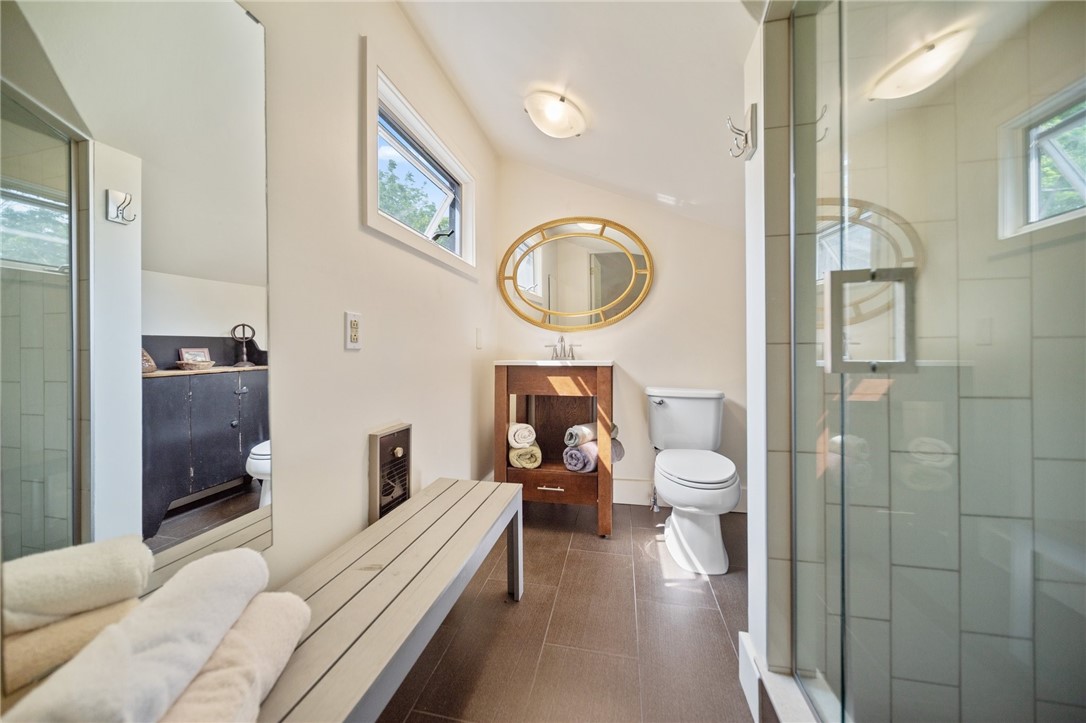 Westerly, Rhode Island 02891, United States, 3 Bedrooms Bedrooms, ,4 BathroomsBathrooms,Residential,Active,153053