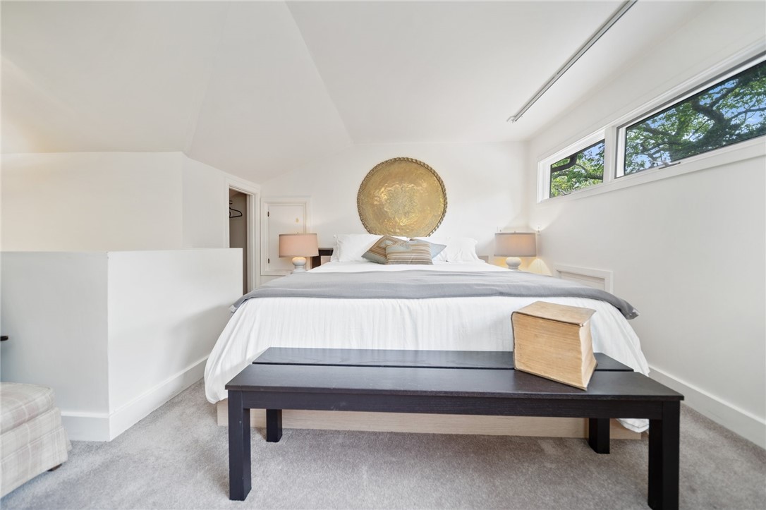 Westerly, Rhode Island 02891, United States, 3 Bedrooms Bedrooms, ,4 BathroomsBathrooms,Residential,Active,153053