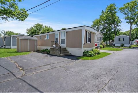 743 Forest Park Avenue Middletown RI 02842