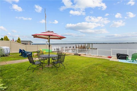 75 Charlotte Drive East Greenwich RI 02818