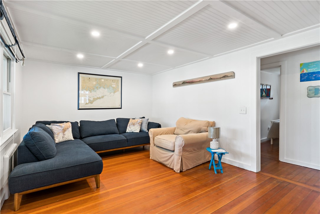39 Salt Pond Way