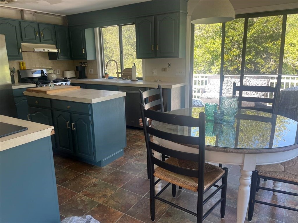 16 Pleasant View Drive