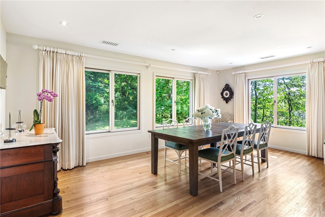 4 Alpond Drive
