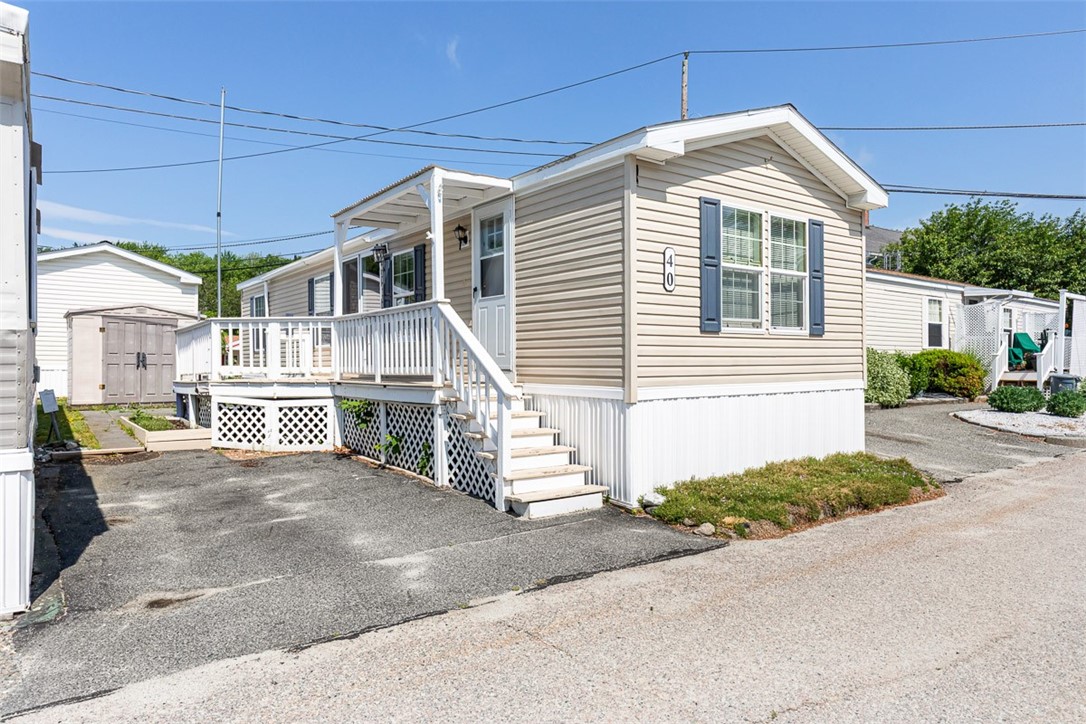 27 Woodward Road, 40