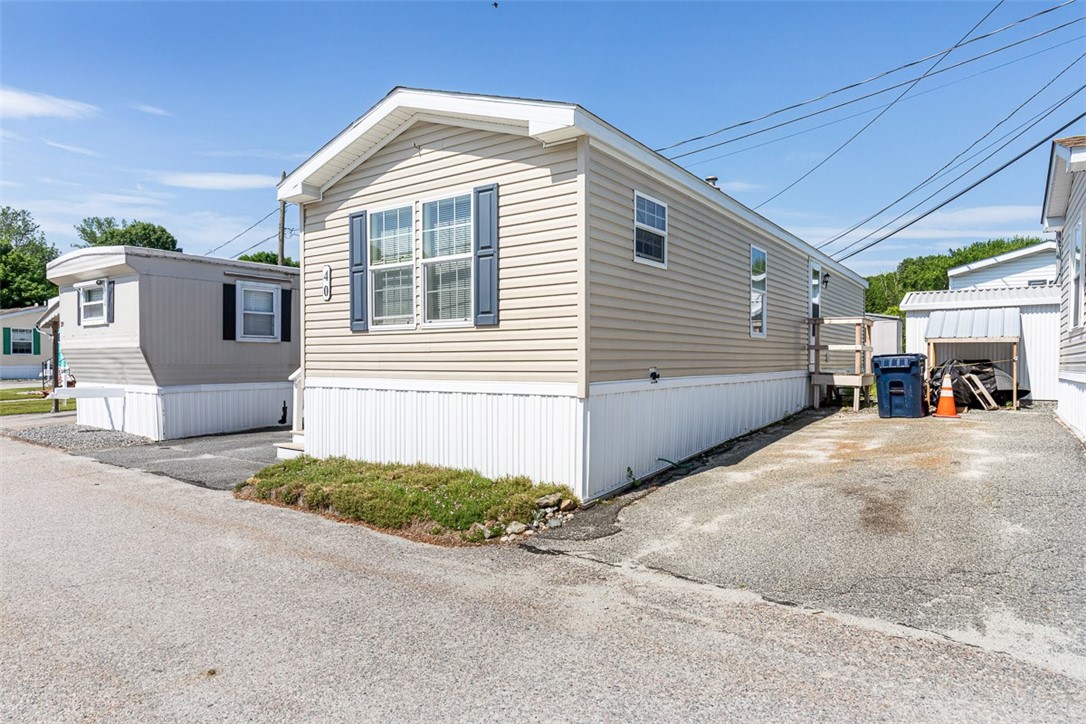 27 Woodward Road, 40