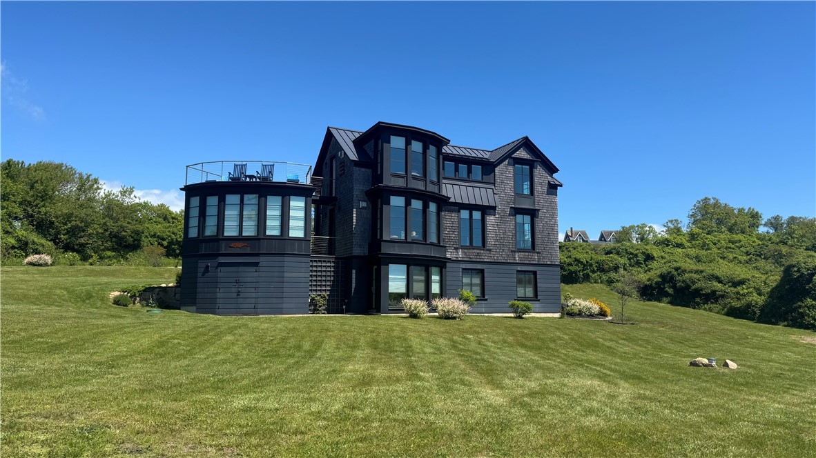 1448 Mohegan Trail