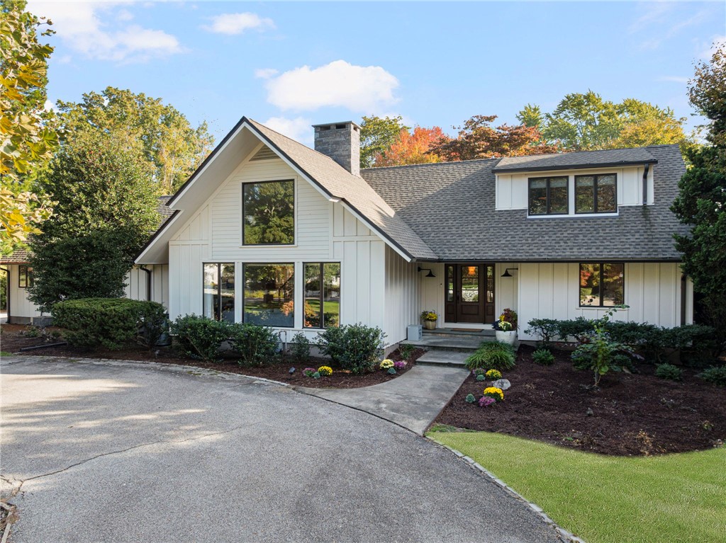 240 Narragansett Bay Avenue