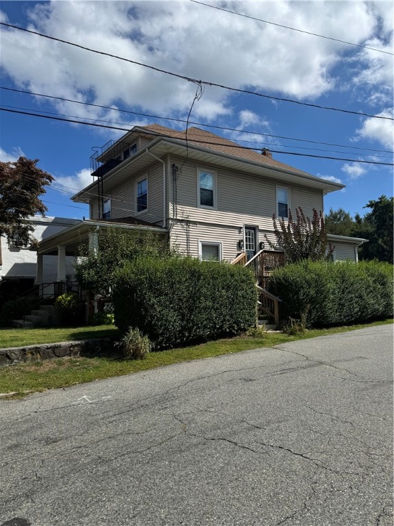 71 West Warwick Avenue