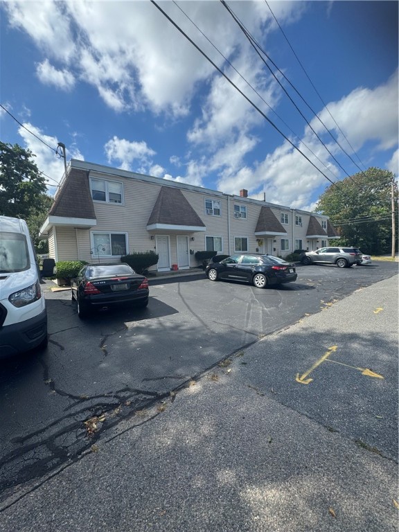 71 West Warwick Avenue