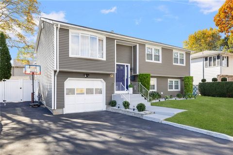 54 Salem Avenue Cranston RI 02920