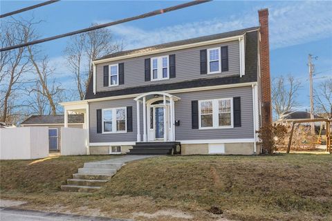 58 Youngs Avenue West Warwick RI 02893