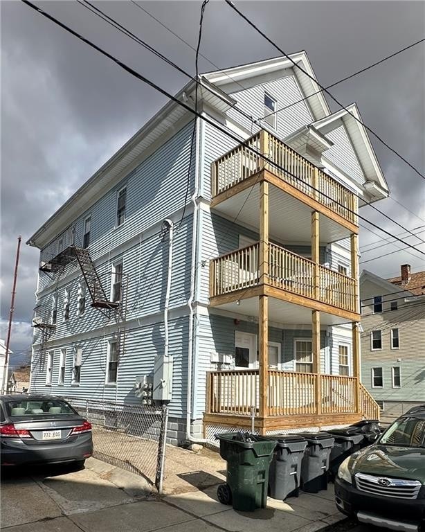 41 Yale Avenue