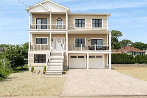 51 Burnett Road Warwick RI 02889