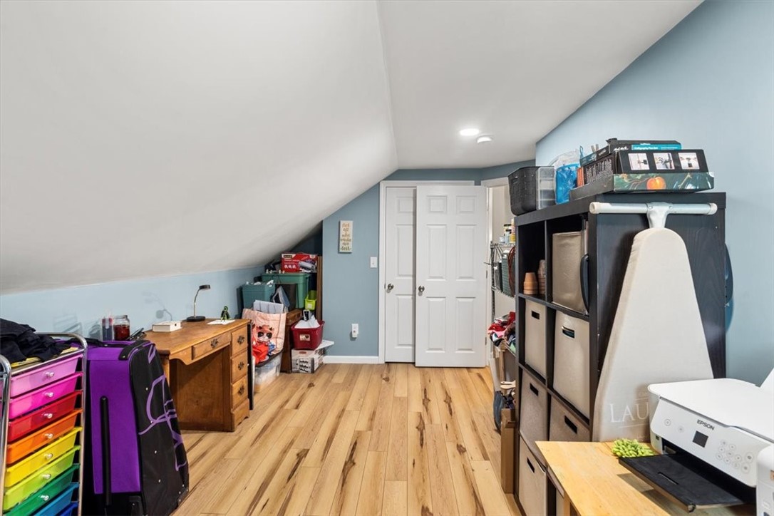 Burrillville, Rhode Island 02830, United States, 4 Bedrooms Bedrooms, ,2 BathroomsBathrooms,Residential,Active,253015